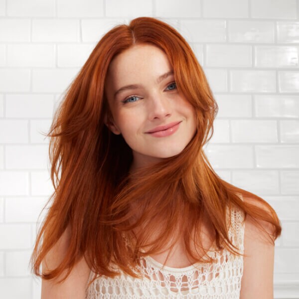 Model after using Bb.Sunday hair products