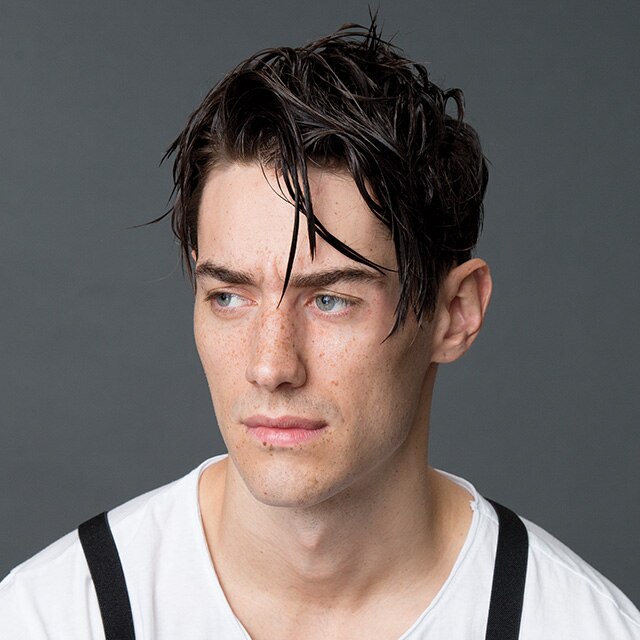 wet look mens hair